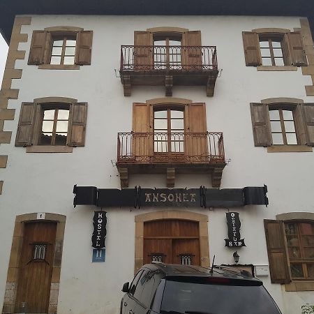 Hostal Ansonea Bera  Екстер'єр фото