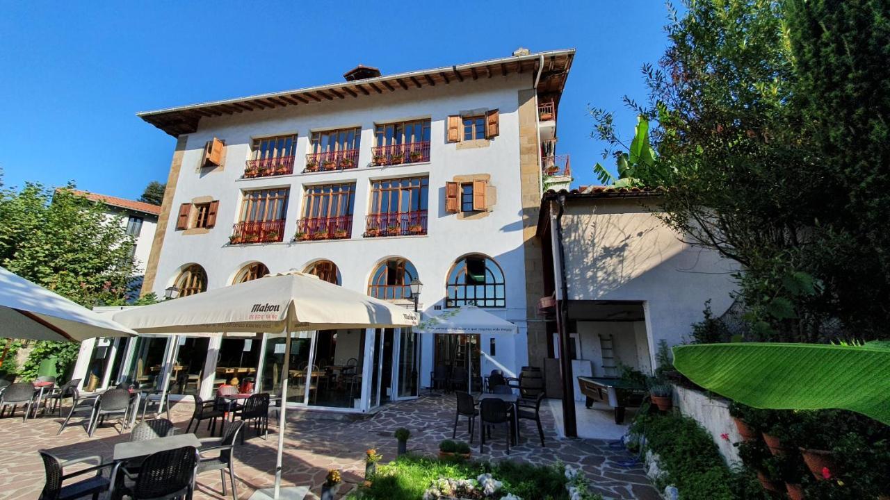 Hostal Ansonea Bera  Екстер'єр фото
