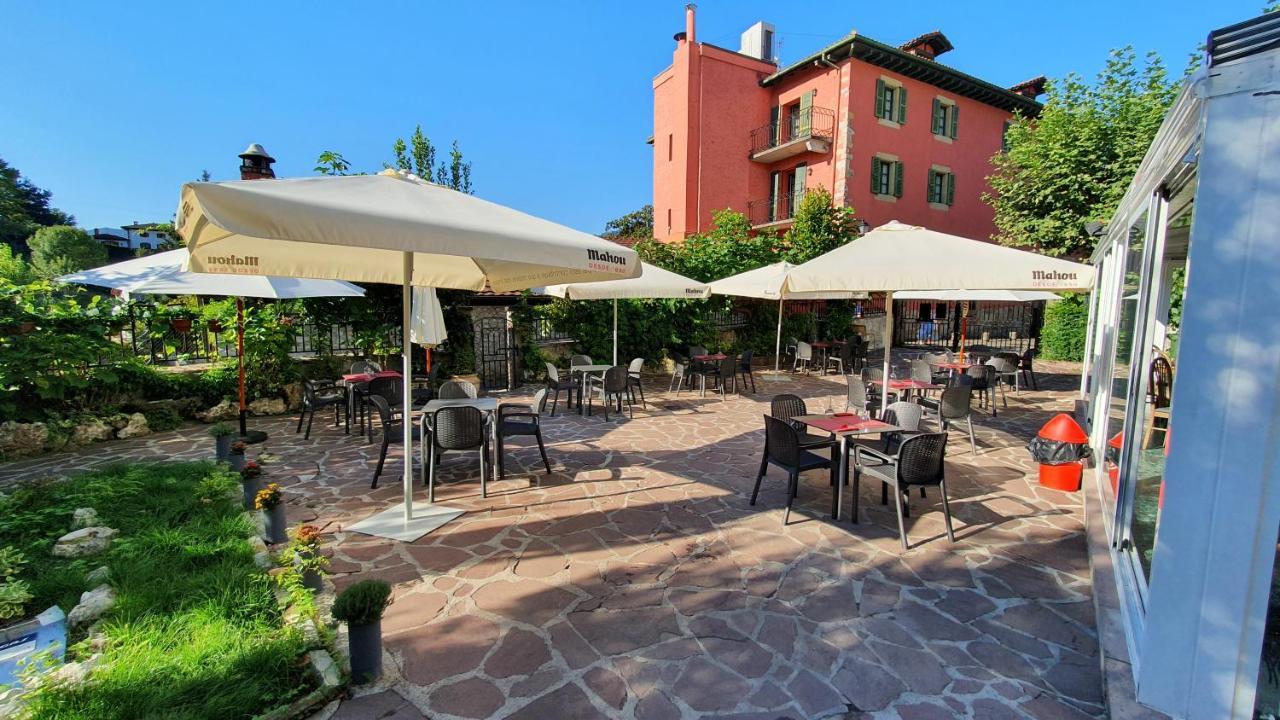 Hostal Ansonea Bera  Екстер'єр фото