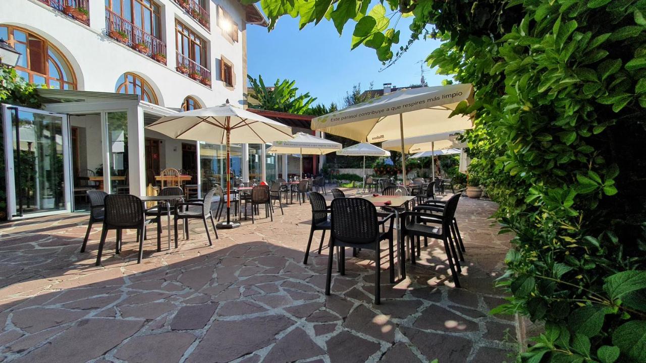 Hostal Ansonea Bera  Екстер'єр фото