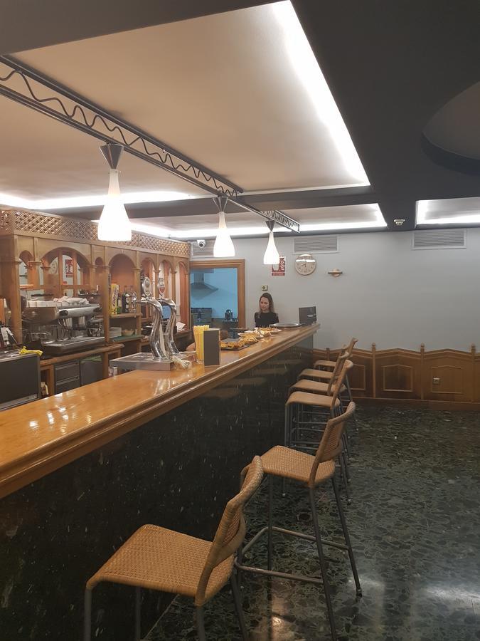 Hostal Ansonea Bera  Екстер'єр фото