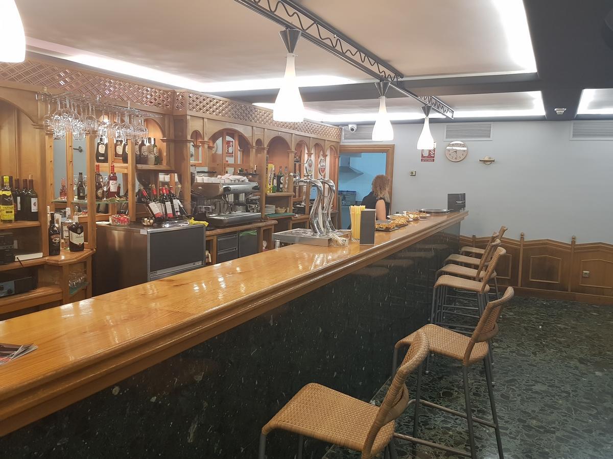 Hostal Ansonea Bera  Екстер'єр фото
